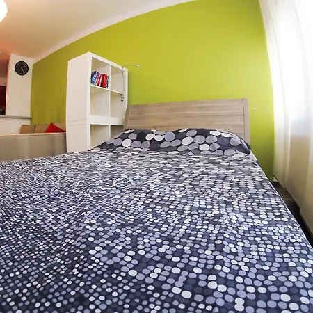 Appartamento Studio Smarty Stozice *